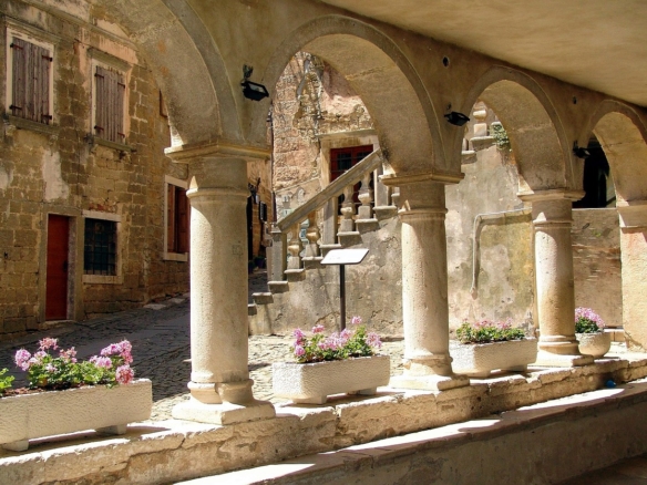 istria-estate-groznjan